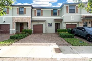 10025 W 32Nd Ln 10025 Hialeah, FL 33018