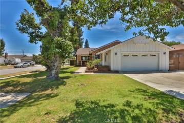 9748 Lochinvar Drive  Pico Rivera, CA 90660