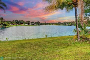 14110 Lake Candlewood Ct  Miami Lakes, FL 33014