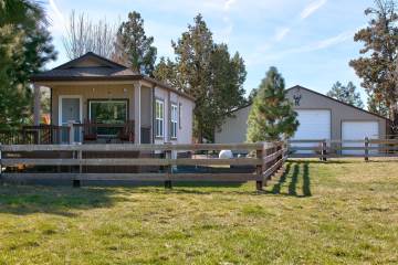 64440 Bailey Road  Bend, OR 97703