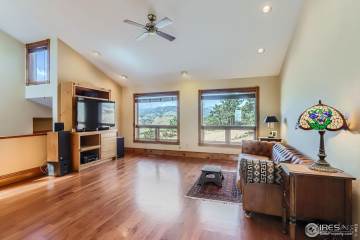 2450 Eagle Ridge Rd  Lyons, CO 80540