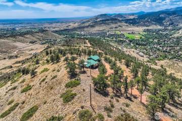 2450 Eagle Ridge Rd  Lyons, CO 80540