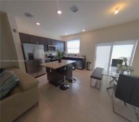 10587 W 33Rd Ct 10587 Hialeah, FL 33018