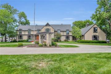 10500 W 140Th Terrace  Overland Park, KS 66221