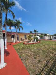 3461 E 9Th Ct  Hialeah, FL 33013