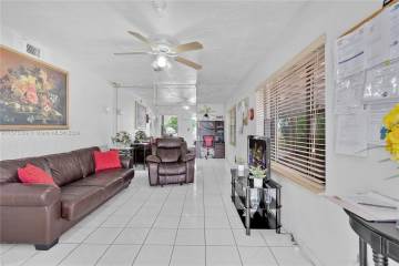 73 E 47Th St  Hialeah, FL 33013