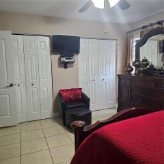 8786 Nw 107Th Ter 8786 Hialeah Gardens, FL 33018