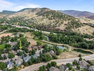 206 Cobblestone Ct  Lyons, CO 80540