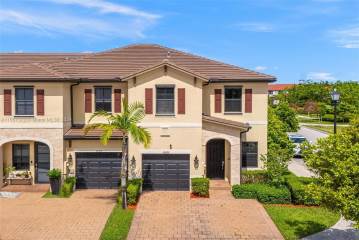 10303 W 33Rd Ln  Hialeah, FL 33018