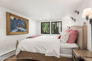 59 Herron Hollow Road  Aspen, CO 81611