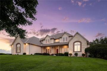 15356 Carter Road  Overland Park, KS 66221